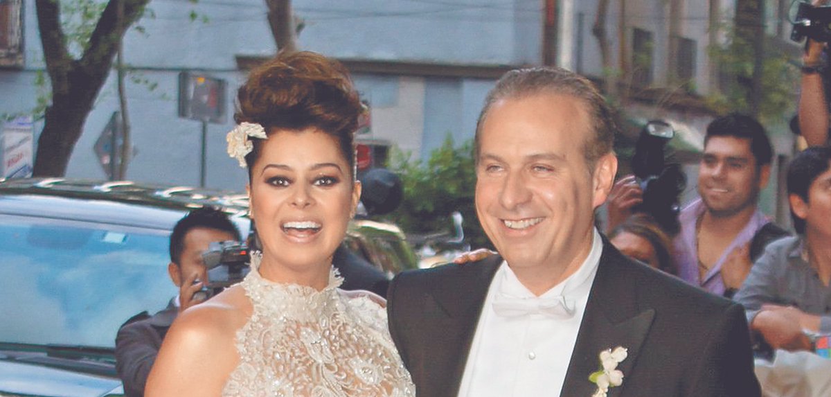 «Sé con quién me casé, me siento muy orgullosa», Yadhira Carrillo sin pena de visitar a Juan Collado en la cárcel