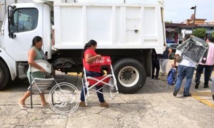 #Coatzacoalcos SUEM libera el Palacio Municipal, terminando así el paro de labores.